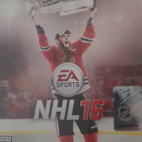 Xbox Video Game Bundle - Picture 2 of 4